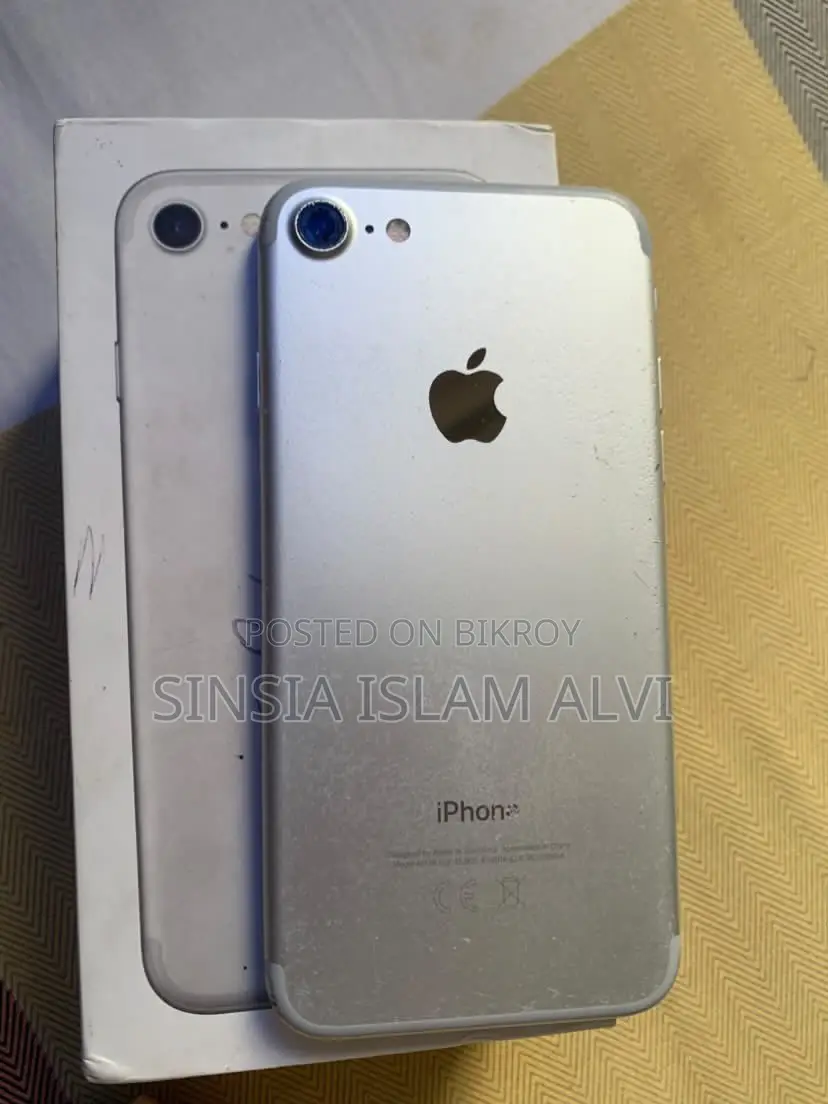 Apple iPhone 7 128 GB Silver