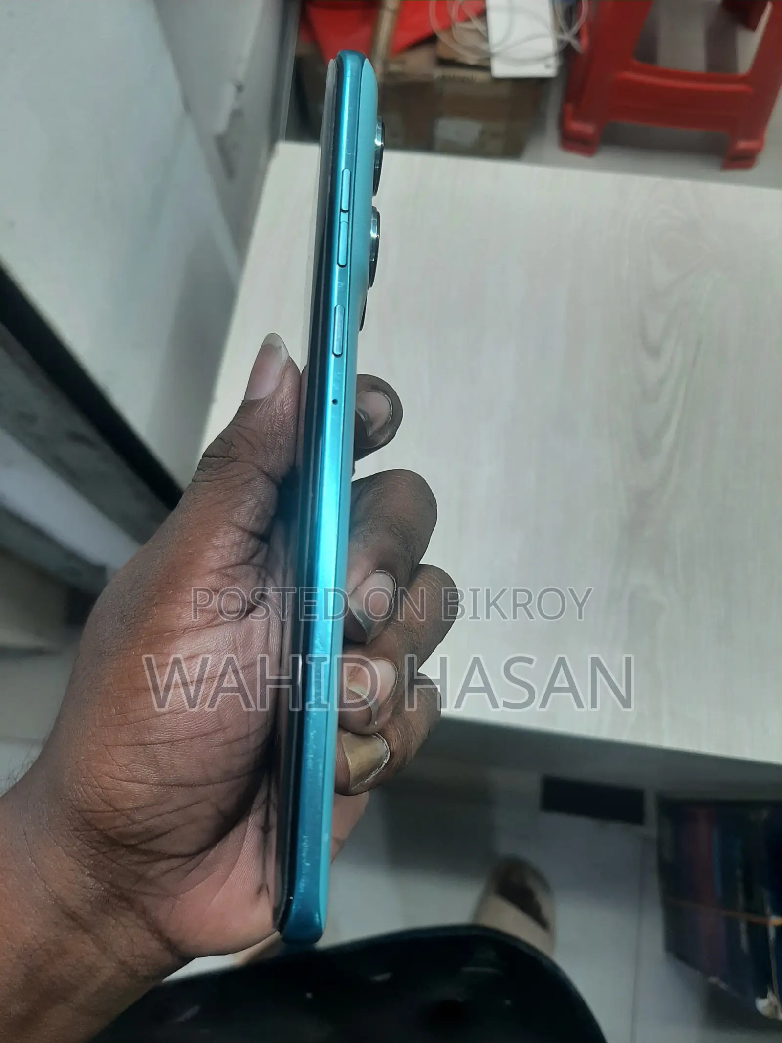 মটোরোলা এজ ৬০ ফিউশন ২৫৬ জিবি ব্লু