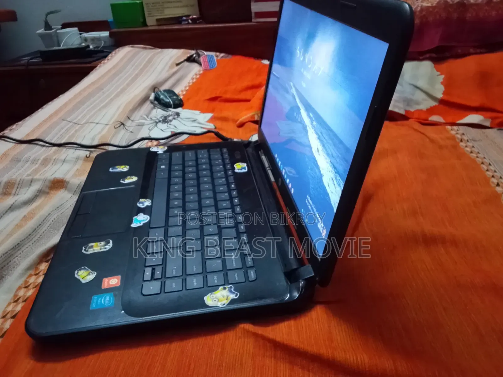Laptop HP 14-dq1088wm 6GB Intel Pentium SSHD (Hybrid) 512GB
