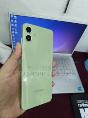 স্যামসাং গ্যালাক্সি এ০৫ ৬৪ জিবি সবুজ