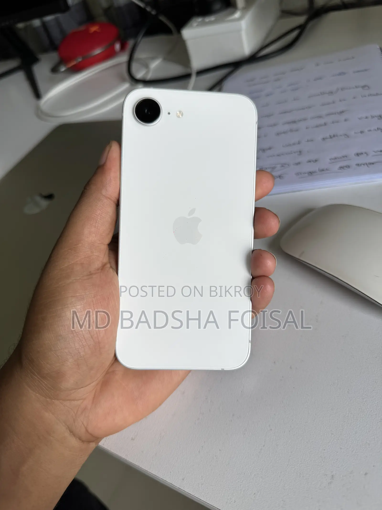 Apple iPhone 16e 128 GB White