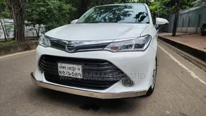 Toyota Corolla Fielder 1.5 Hybrid FWD 2016 White