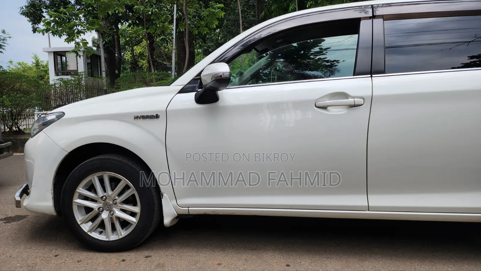 Toyota Corolla Fielder 1.5 Hybrid FWD 2016 White