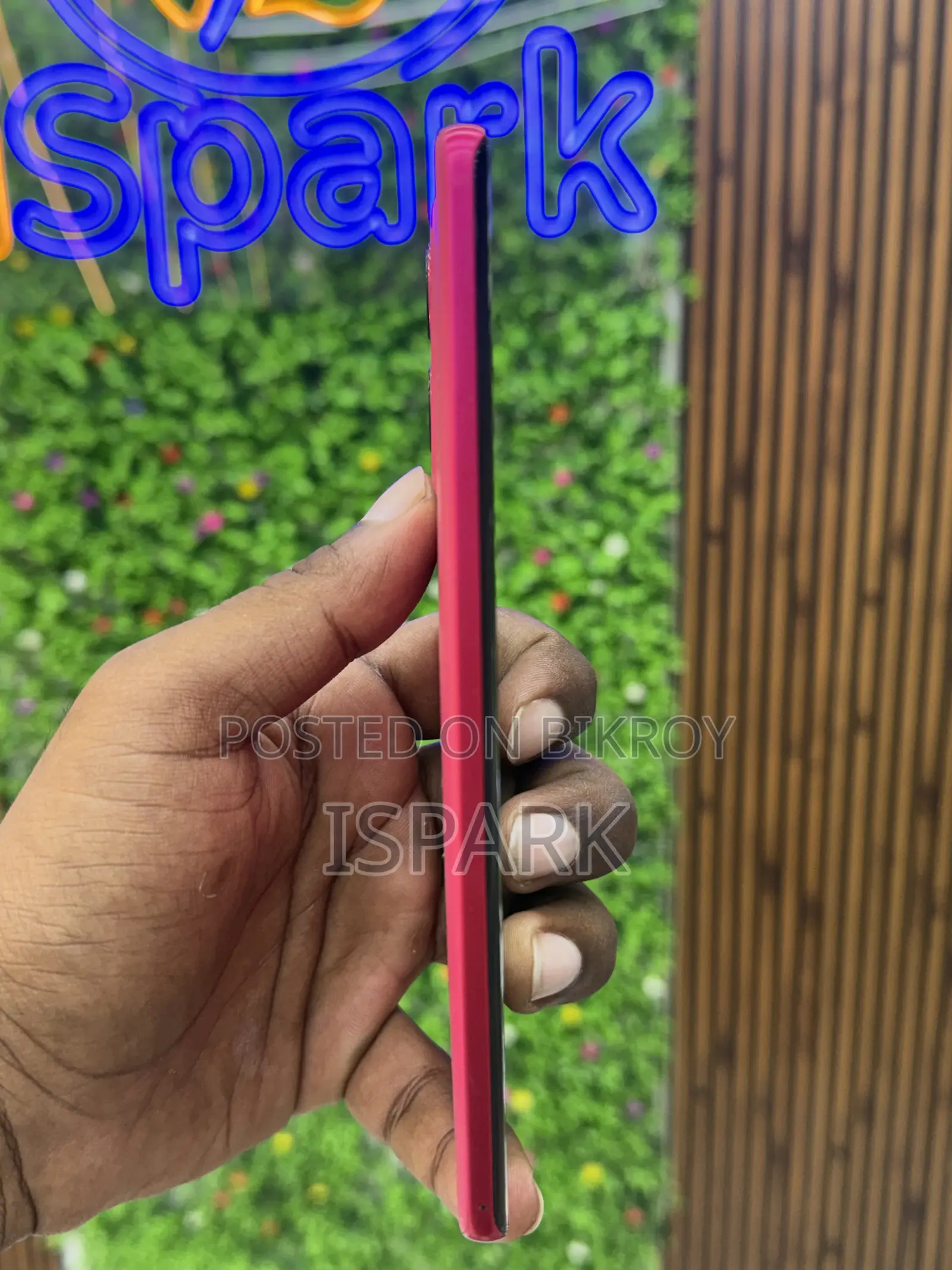 Motorola Moto G85 128 GB Red