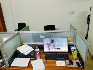অফিস ডেস্ক