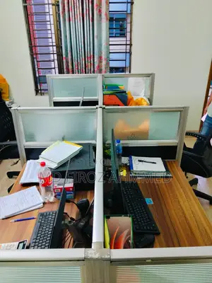 অফিস ডেস্ক