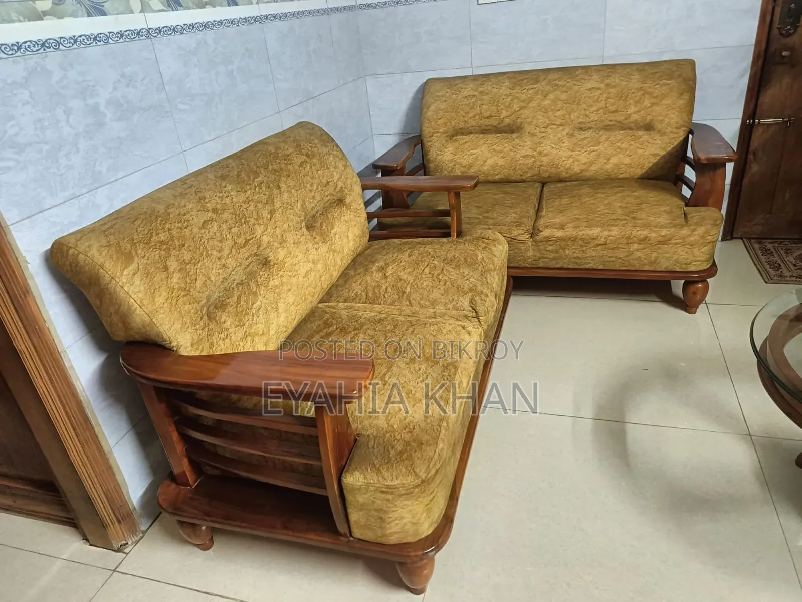 High-quality Teak Wood Sofa