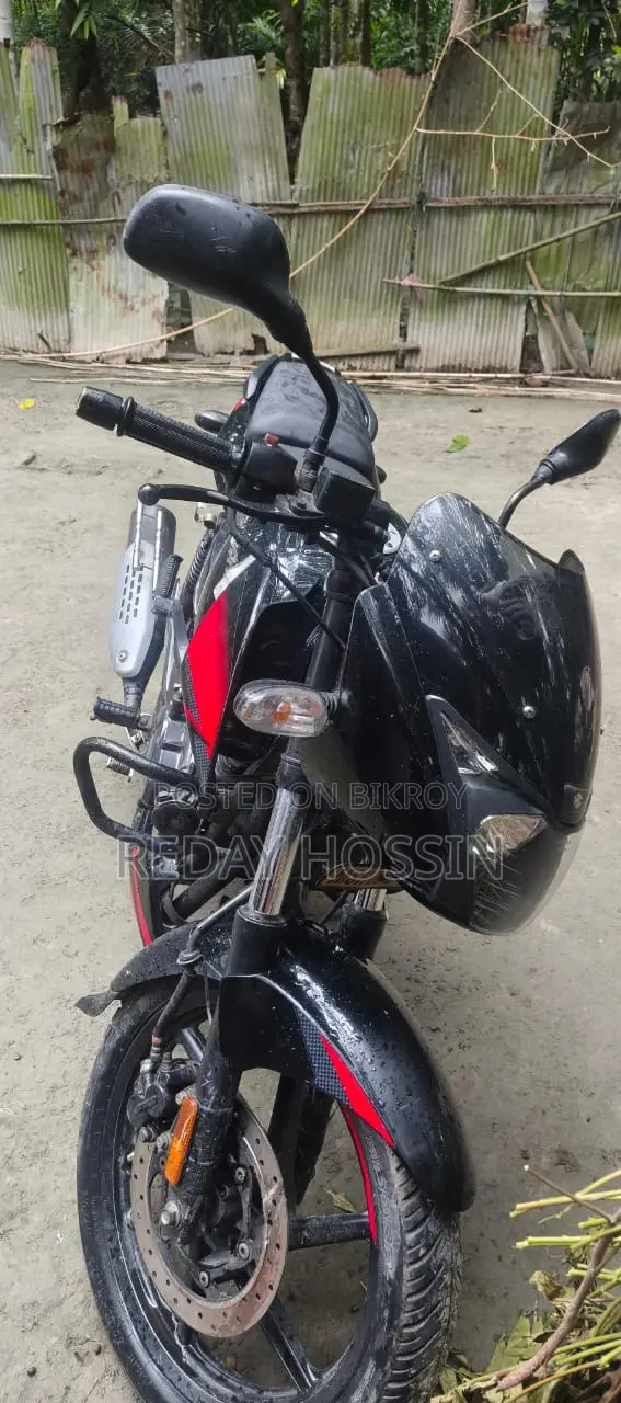 Bajaj Pulsar 150 2021 Black