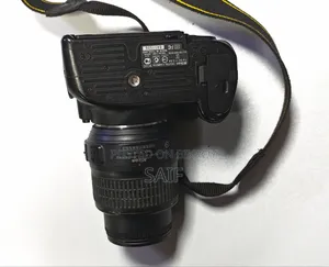 Nikon D5100 16.2mp Digital SLR Camera 18-55mm Vr Lens