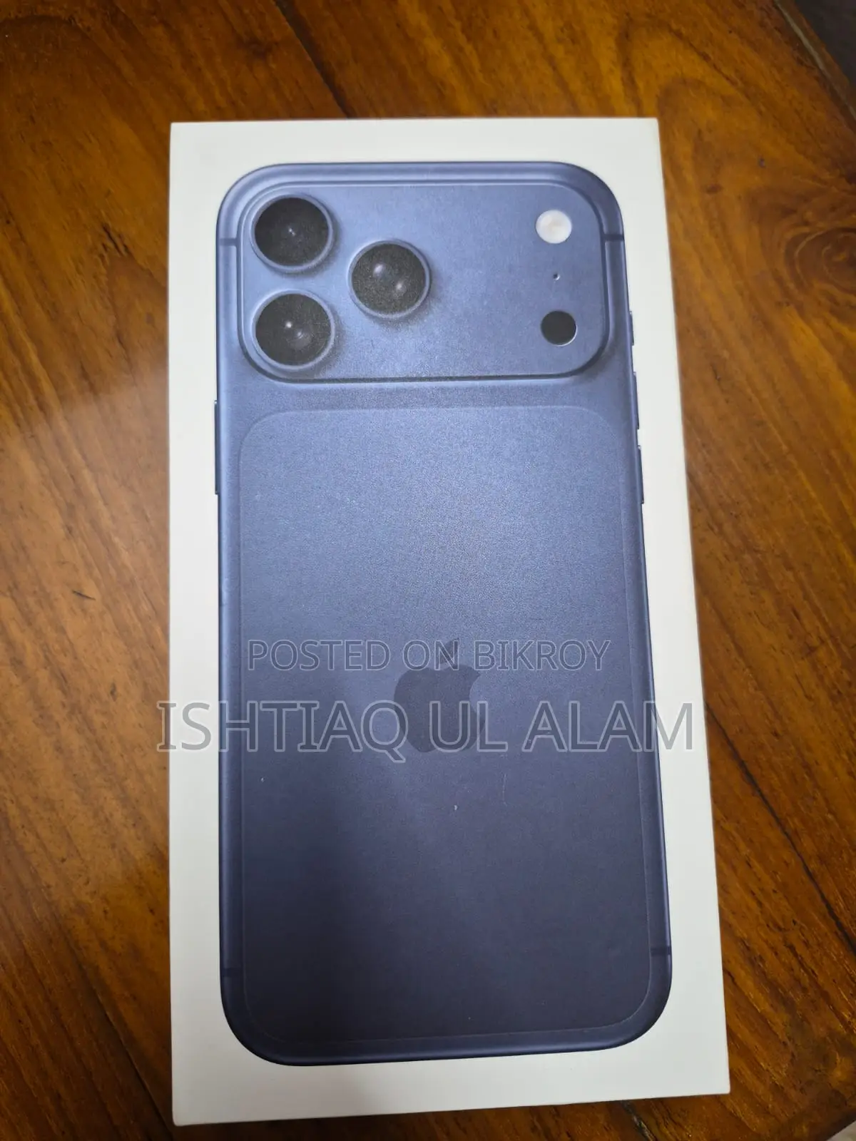 নতুন অ্যাপল আইফোন ১৭ প্রো ম্যাক্স ২৫৬ জিবি নীল