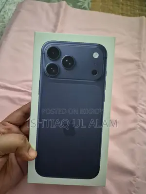 নতুন অ্যাপল আইফোন ১৭ প্রো ম্যাক্স ২৫৬ জিবি নীল