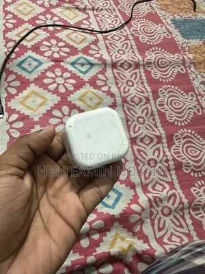Apple Original 20W Charger