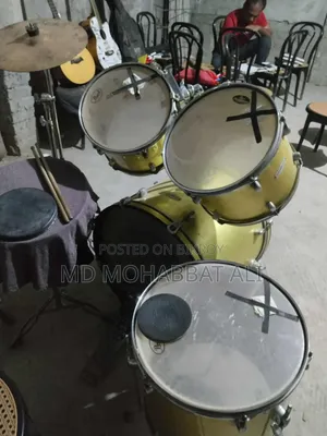 Pearl Forum 7-Piece Acoustic Drum Set – Paiste Sabian Cymbals