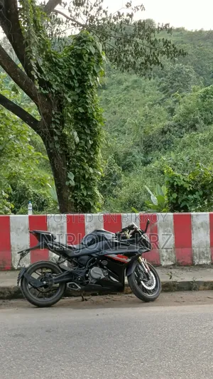 নিউ সিএফমটো ২৫০এসআর ২০২৫ ব্ল্যাক