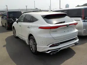 Toyota Harrier 2021 Pearl