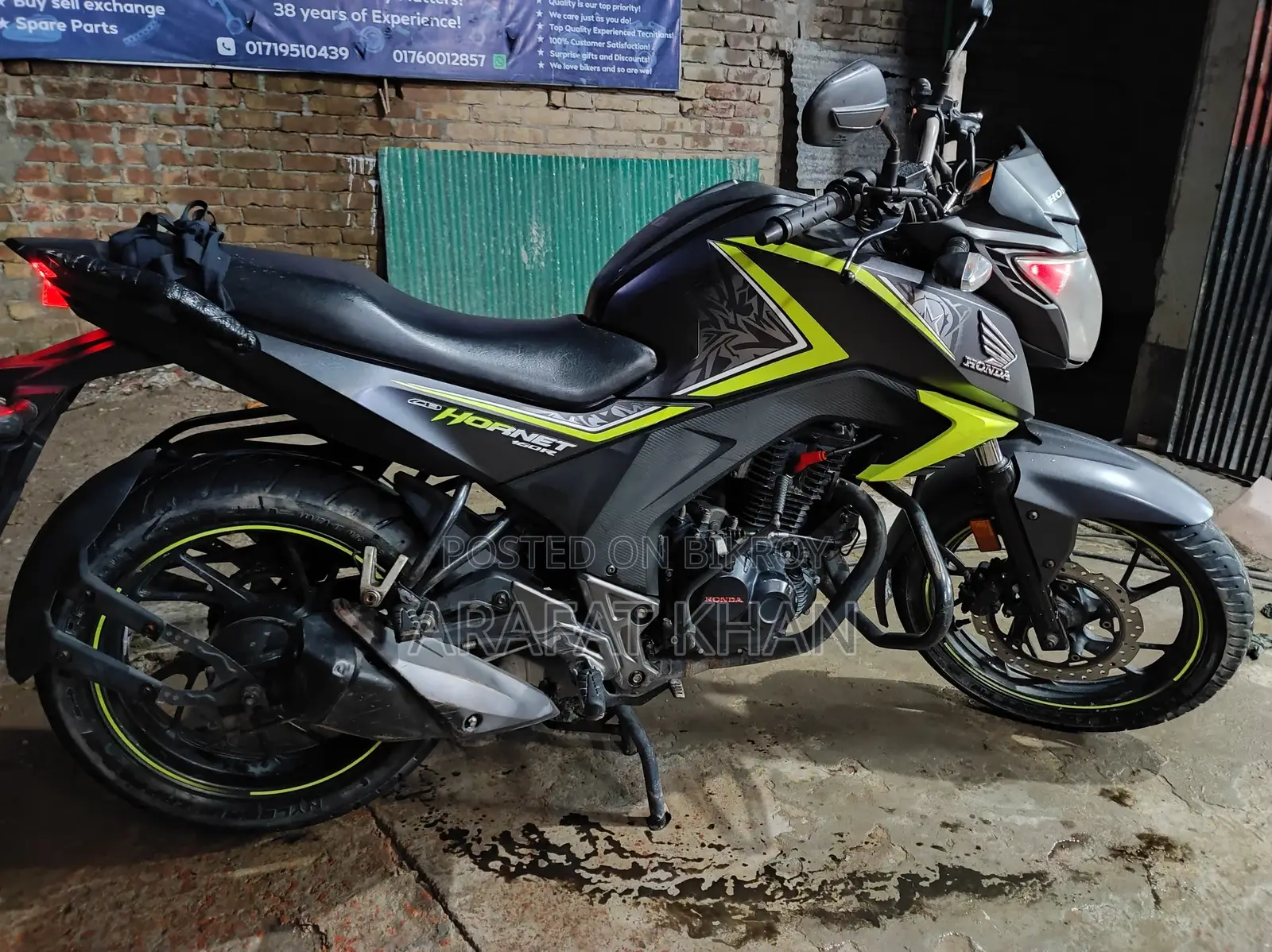 Honda Hornet 2018 Gray