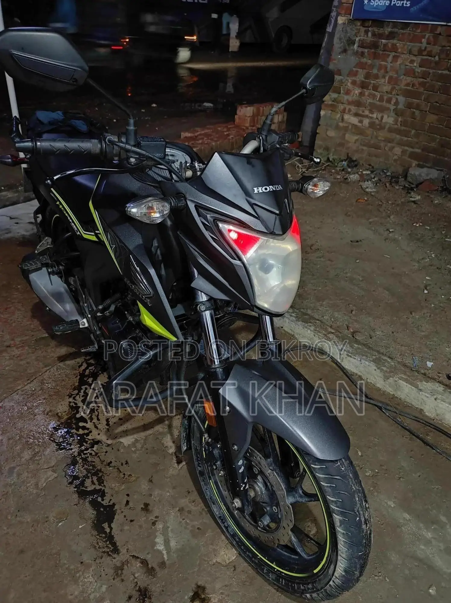 Honda Hornet 2018 Gray