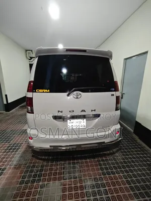Toyota Noah 2.0 All Wheel Drive (8 Seater) 2005 Pearl