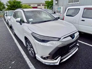 Toyota Corolla Cross 2023 Pearl