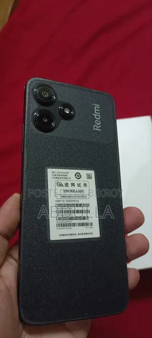 Realme 12+ 128 GB Black