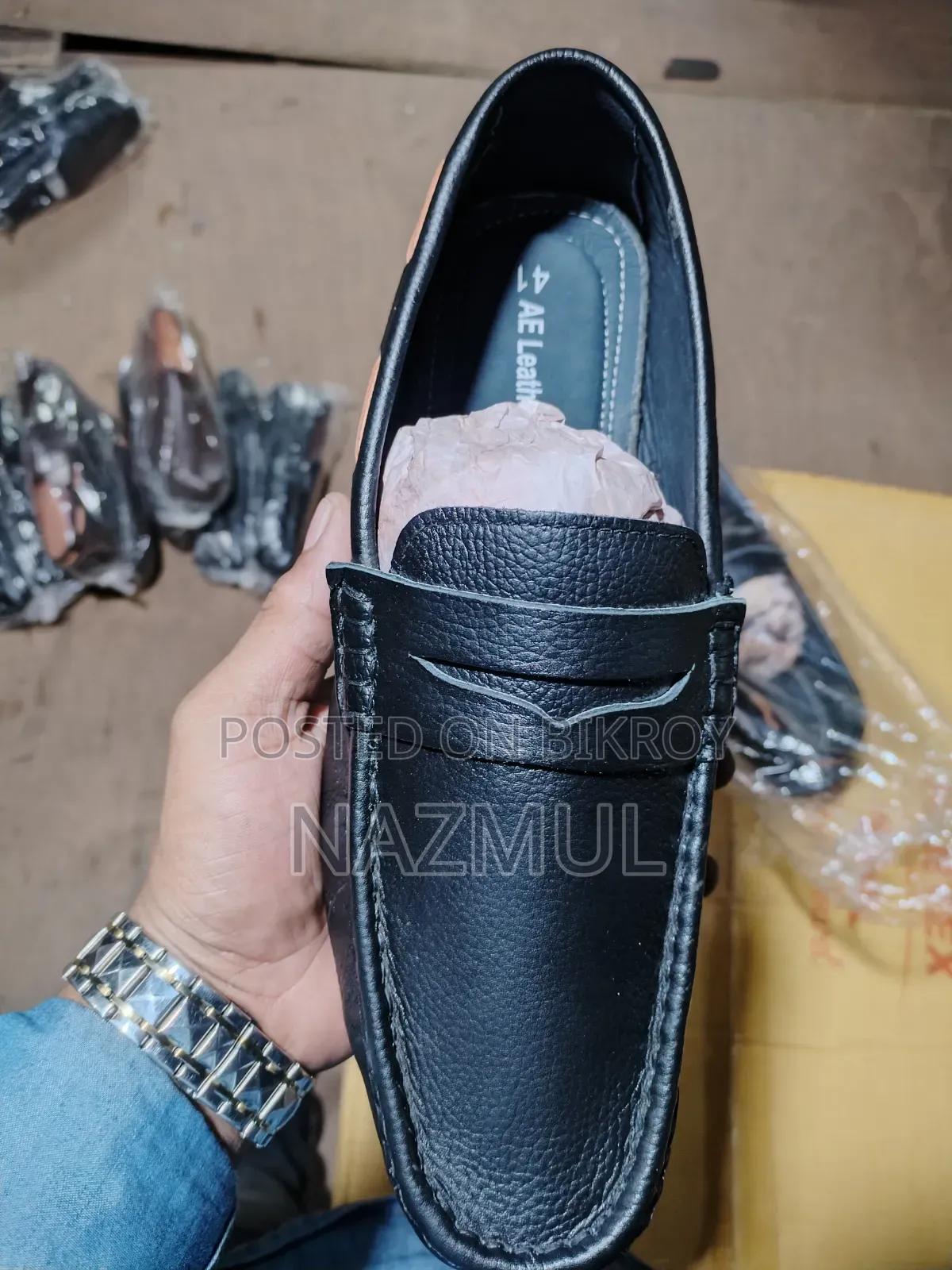 We manufacture in our own factory and sell directly to you, InshaAllah