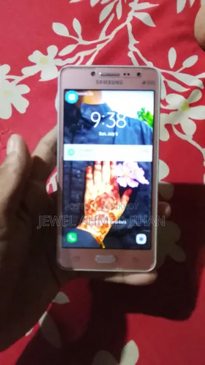 Samsung Galaxy J2 8 GB Gold