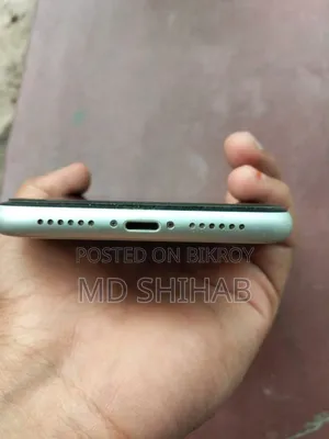 Apple iPhone 11 128 GB White