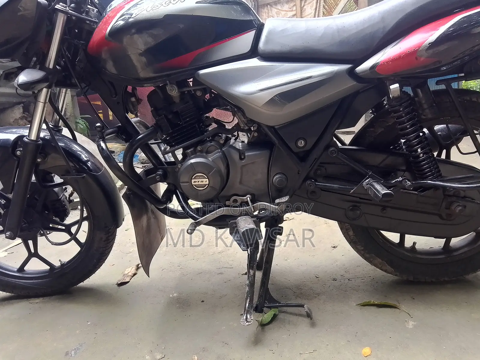 Bajaj Discover 125 2019 Black