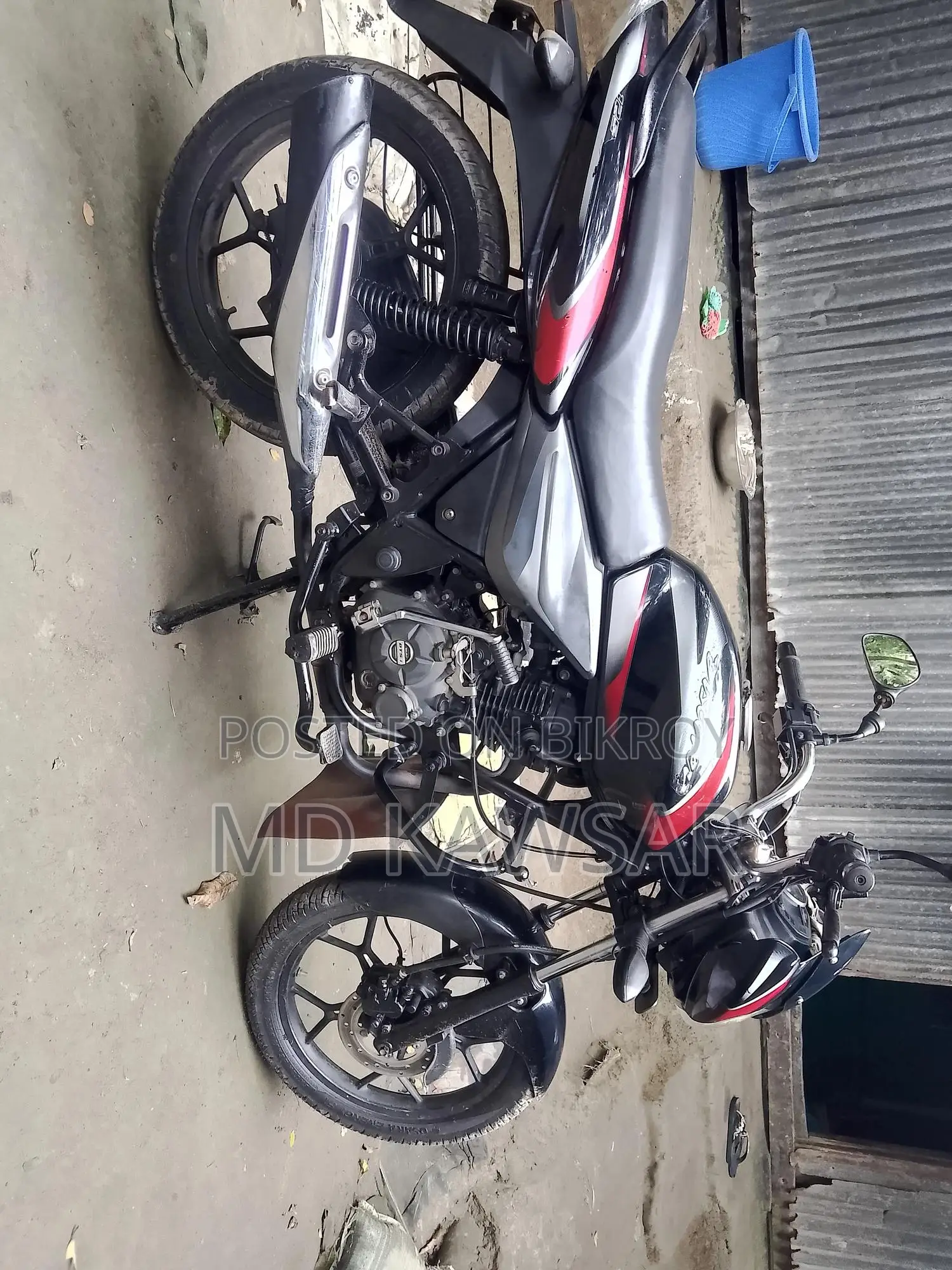 Bajaj Discover 125 2019 Black