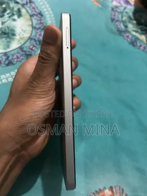 Tecno Spark Go 64 GB Silver