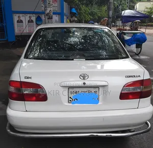 Toyota Corolla 1.6 Sedan 1997 White