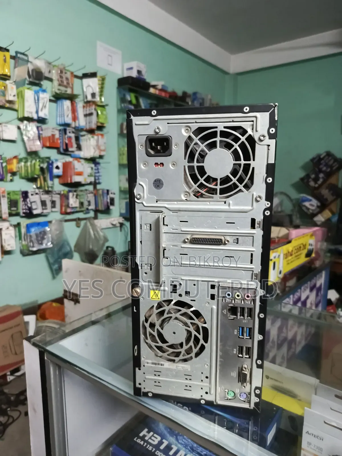 ডেস্কটপ কম্পিউটার HP ৪ জিবি ইন্টেল কোর i3 SSD ১২৮ জিবি