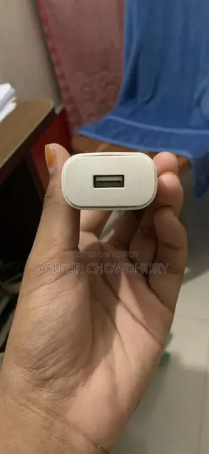 ভালো চার্জার।