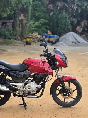 Bajaj Pulsar 150 2016 Red