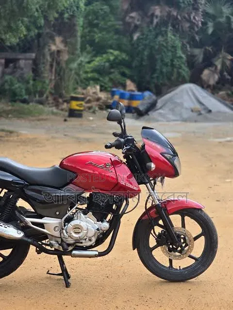Bajaj Pulsar 150 2016 Red