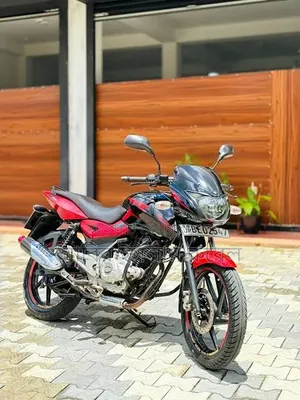 Bajaj Pulsar 150 2016 Red