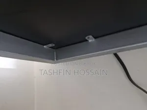 Desktop Table