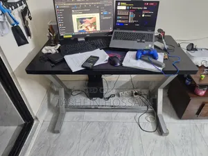Desktop Table
