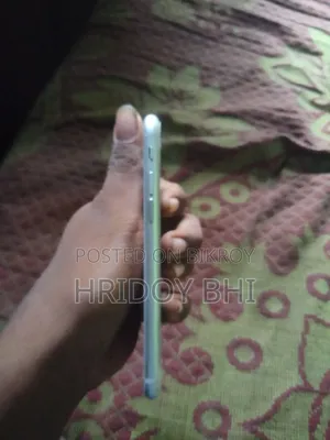 Apple iPhone 8 64 GB White