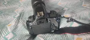 Canon 760d Screen Touch Display 55-250mm Lens