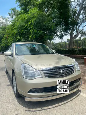 Nissan Bluebird 2006 Gold