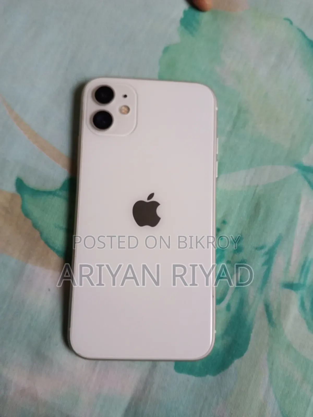 Apple iPhone 11 64 GB White