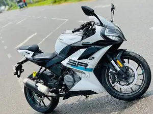 New CFMoto 300SR 2026 White