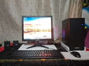 Desktop Computer Asus 8GB Intel Core i5 HDD+SSD 500GB