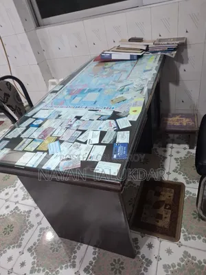 অফিস চেয়ার টেবিল