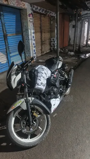TVS Apache RTR 160 2V 2015 White