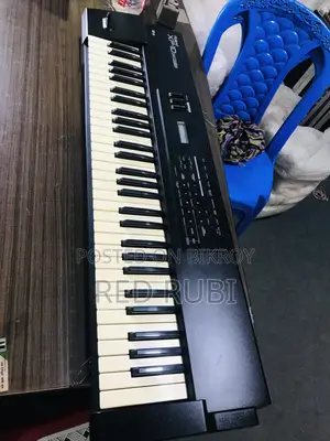 রোল্যান্ড এক্সপি-১০ জাপান
