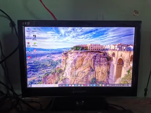 Desktop Computer Asus A4110 4GB Intel Core i5 SSD 32GB