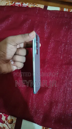 ইনফিনিক্স হট ৬০ প্রো+ ২৫৬ জিবি সিলভার