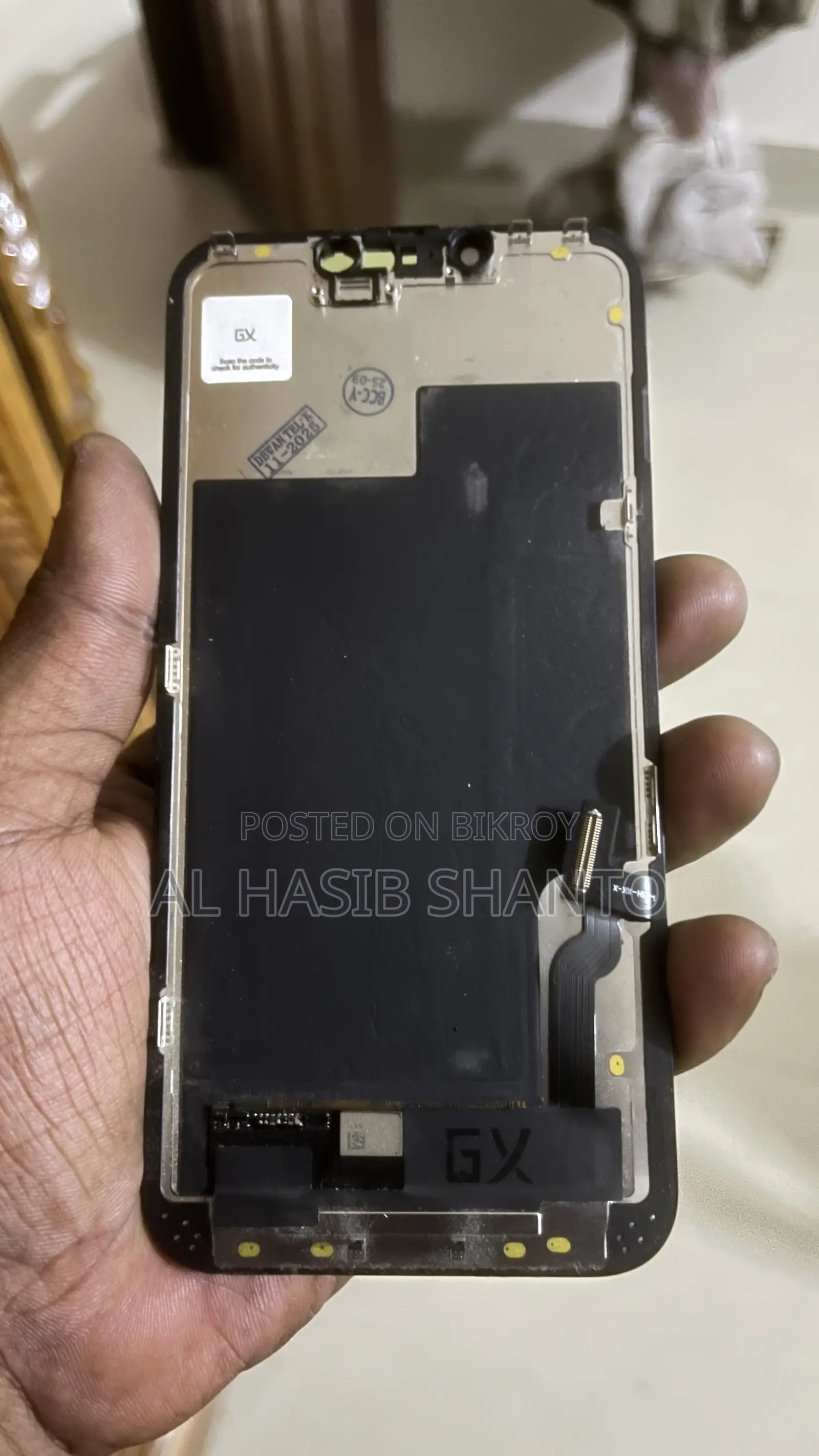 iPhone 13 Display